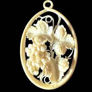 Antique Hand Carved 3D Grapevine Bovine Bone Necklace Pendant Charm